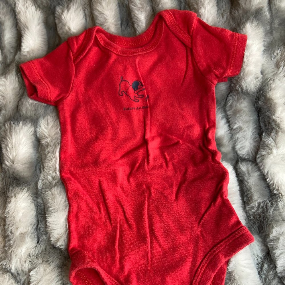 ⭐️10/$10 Carter's Onesie 3mo
